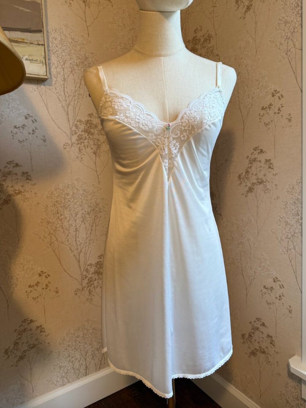 Vintage Maidenform White Lace Full Slip Dress | Size 34